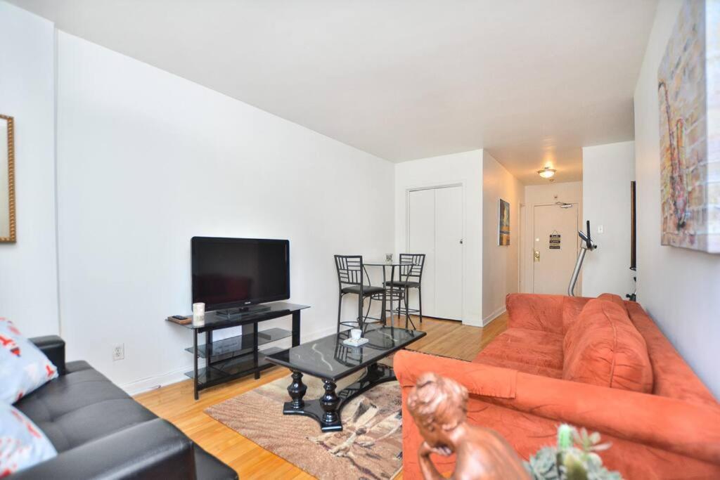 Coquette 3.5 Pour 4 Personnes Apartment Montreal Exterior photo